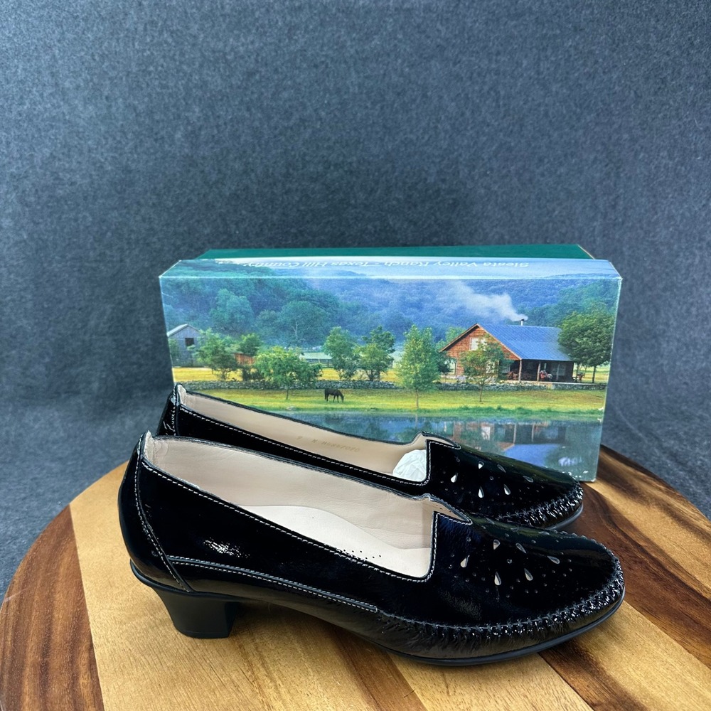 SAS Sonyo Black Patent Leather Perforated Block Heel Pumps Womens Size 9N